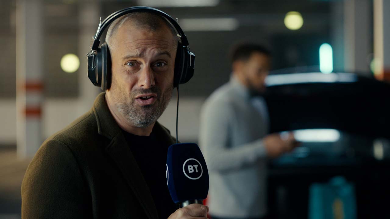 243752_PDG_hype_reel_2021_PP029.00_00_36_02.Still003